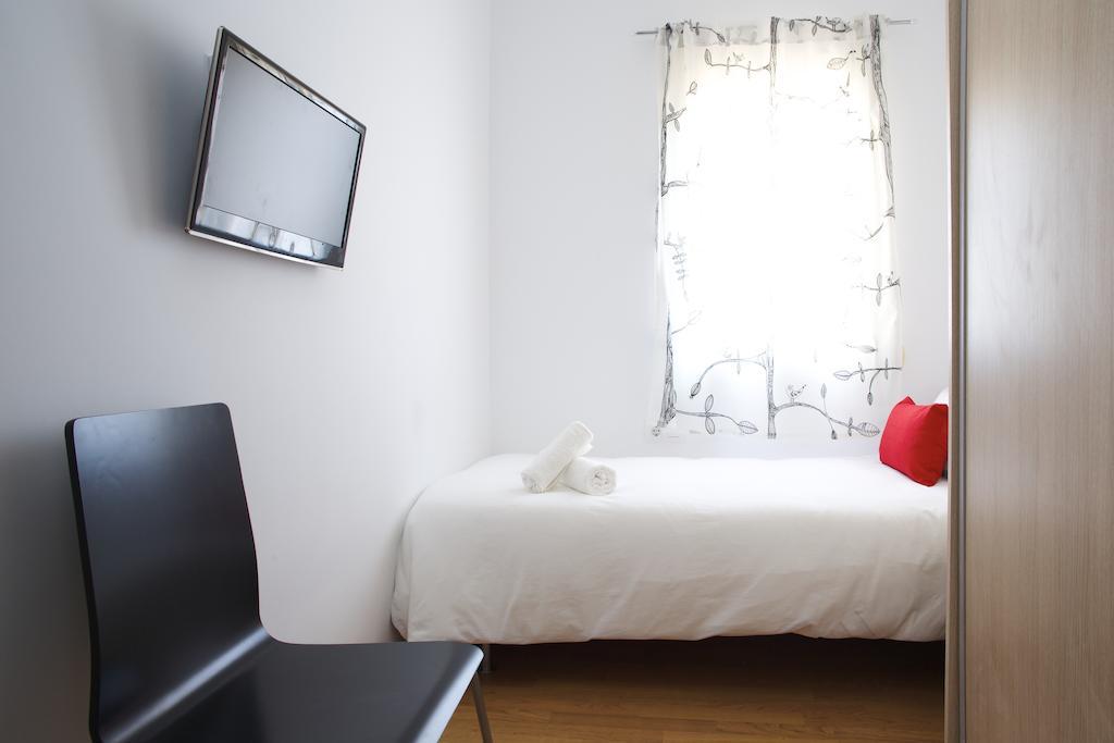 Attic Bcn Central Terrace Barcelona Room photo