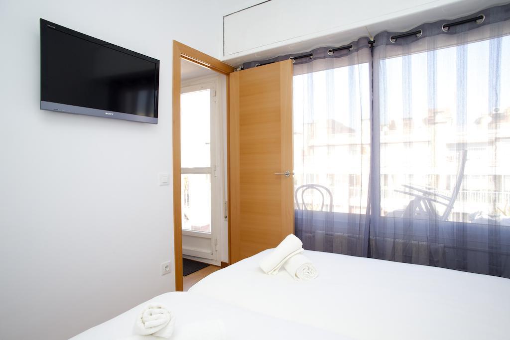 Attic Bcn Central Terrace Barcelona Room photo